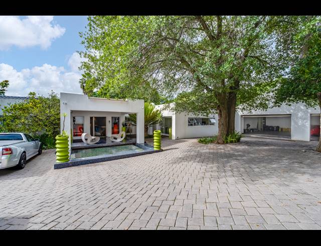 4 BEDROOM HOUSE FOR SALE IN BRYANSTON